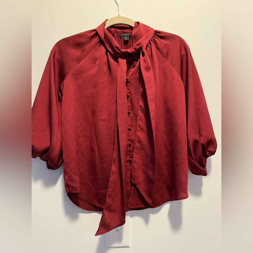 Womens Ann Taylor Blouse Burgundy XXS